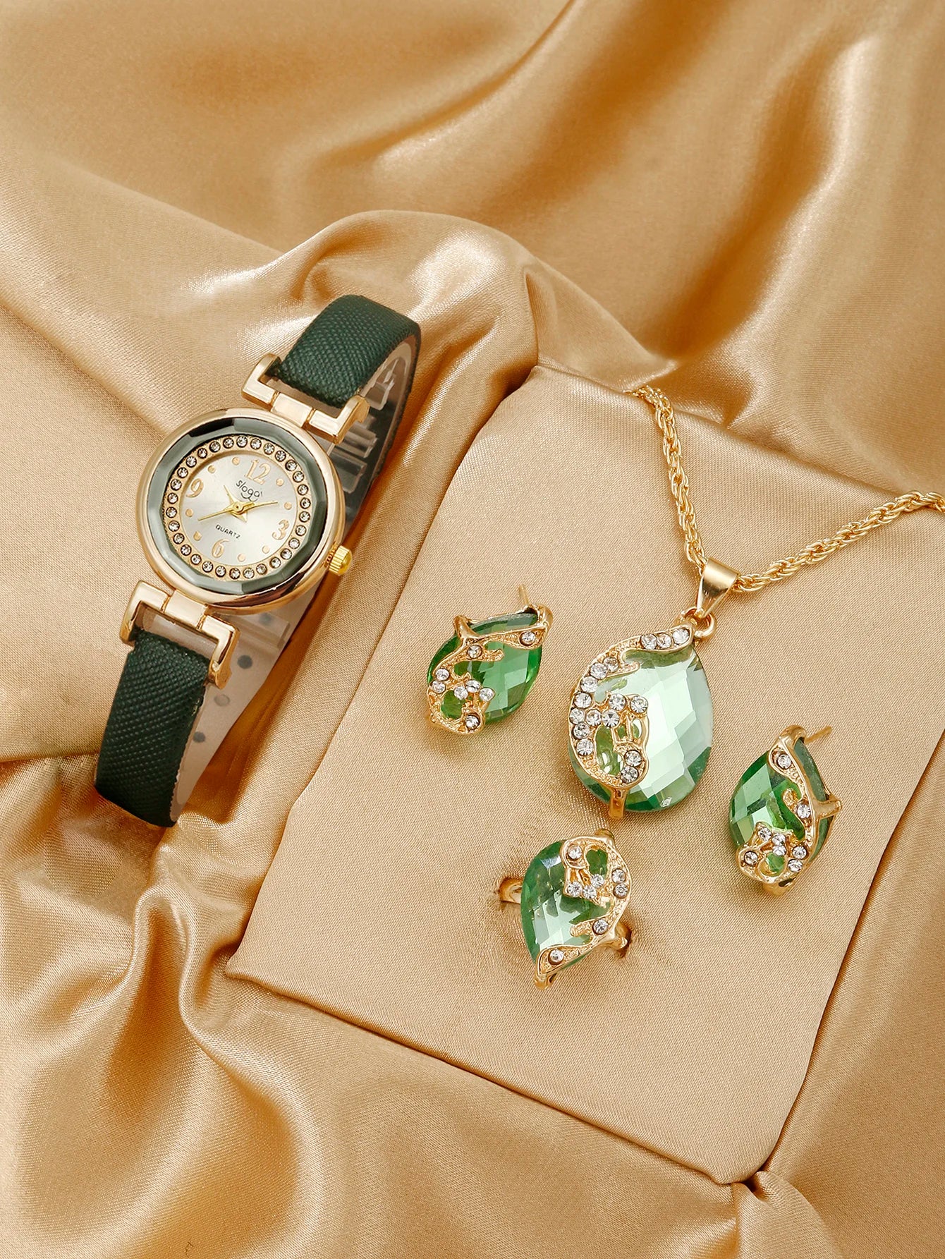 Ensemble Montre, Collier, Boucles d'oreilles QWARTZ